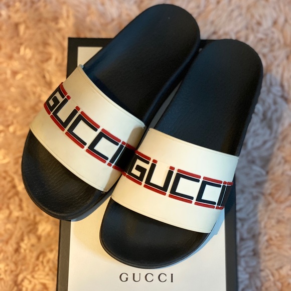 gucci stripe slides